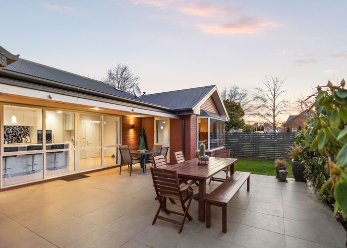  at 18 Woodhurst Drive, Casebrook, Christchurch City, Canterbury