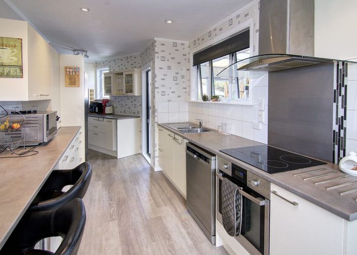  at 11 Puriri Crescent, Lansdowne, Masterton