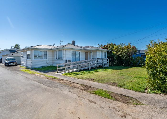  at 11 Dinsdale Road, Dinsdale, Hamilton, Waikato