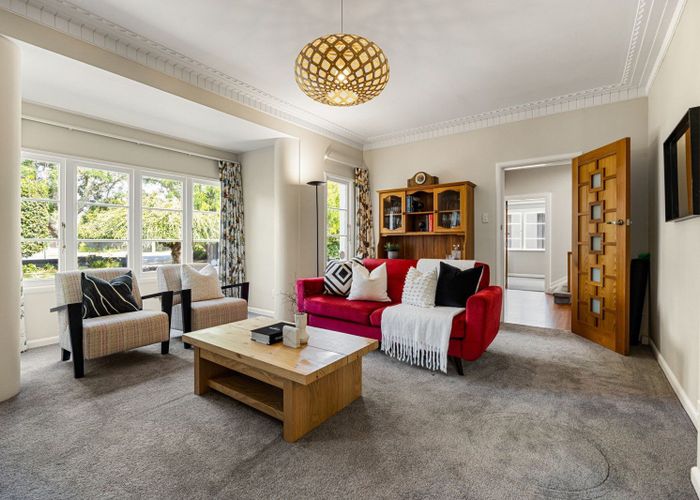  at 14 Maeroa Road, Beerescourt, Hamilton