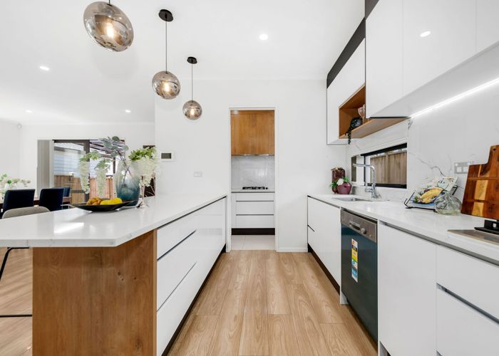  at 15 Raumaota Road, Flat Bush, Manukau City, Auckland