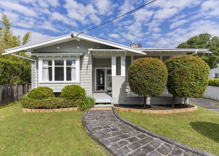  at 16 Princes Street, Northcote Point, Auckland