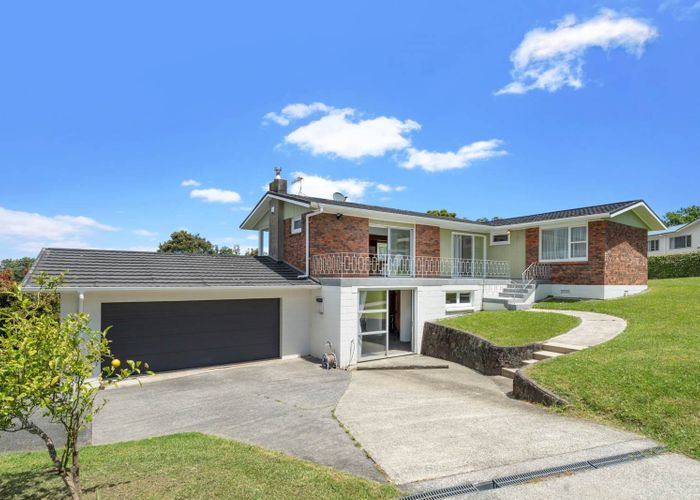  at 11 Marcel Place, Glenfield, Auckland