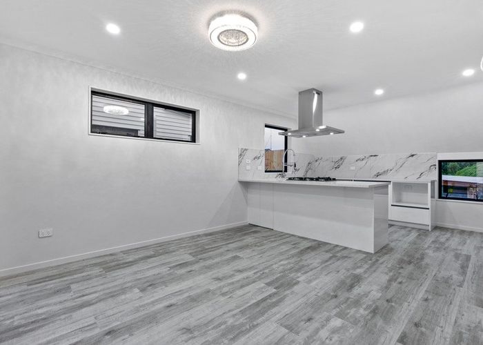  at 25C Meadow Street, Mount Wellington, Auckland