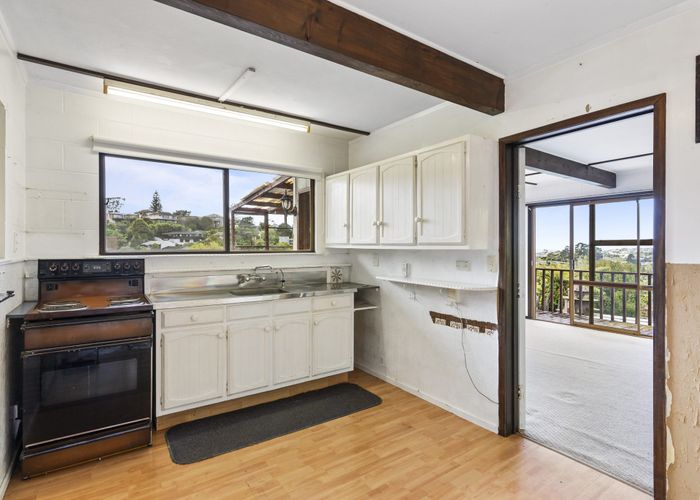  at 2/29 Barker Rise, Northcross, Auckland