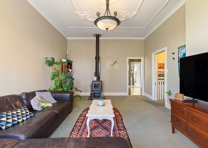  at 25 Sutherland Crescent, Melrose, Wellington, Wellington