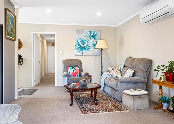  at 21 Bideford Place, Dallington, Christchurch