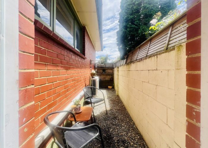  at 70 Victoria Road, Saint Kilda, Dunedin, Otago