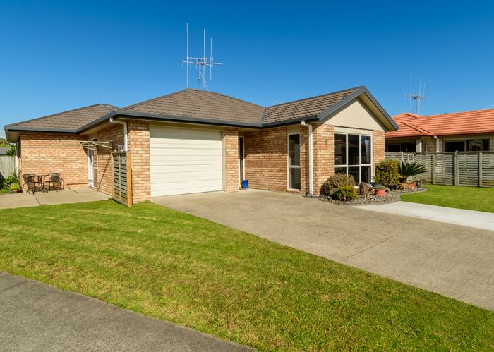  at 8/100 Millers Road, Brookfield, Tauranga