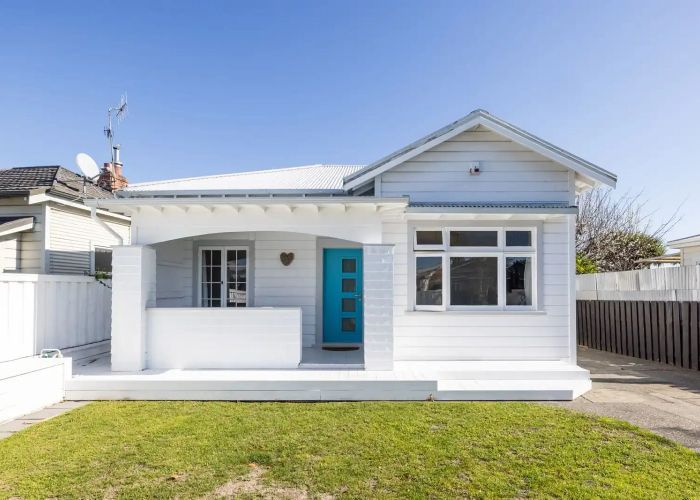  at 74 Nelson Crescent, Napier South, Napier