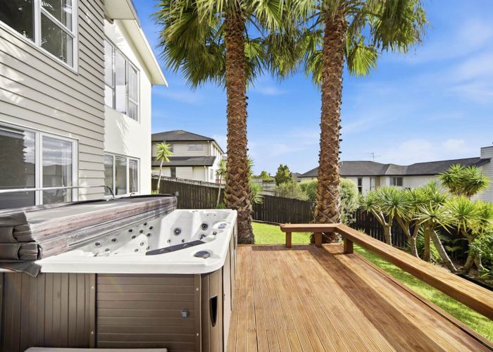  at 68 Oakway Drive, Schnapper Rock, Auckland