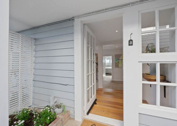  at 3/15A Kerr Street, Devonport, North Shore City, Auckland