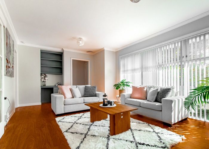  at 272 Fox Street, Hamilton East, Hamilton