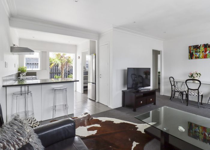  at 2/181 Buckland Road, Mangere, Manukau City, Auckland