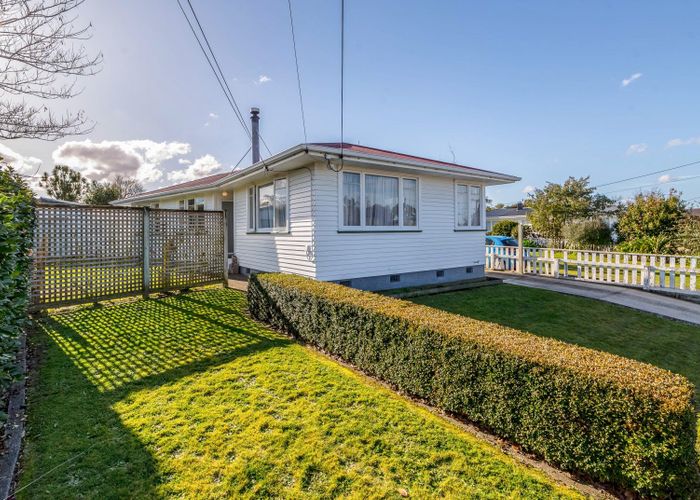  at 39 Wavell Crescent, Lansdowne, Masterton