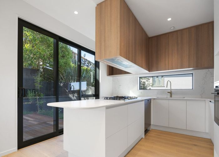  at 2&3/1 Montana Avenue, Murrays Bay, North Shore City, Auckland