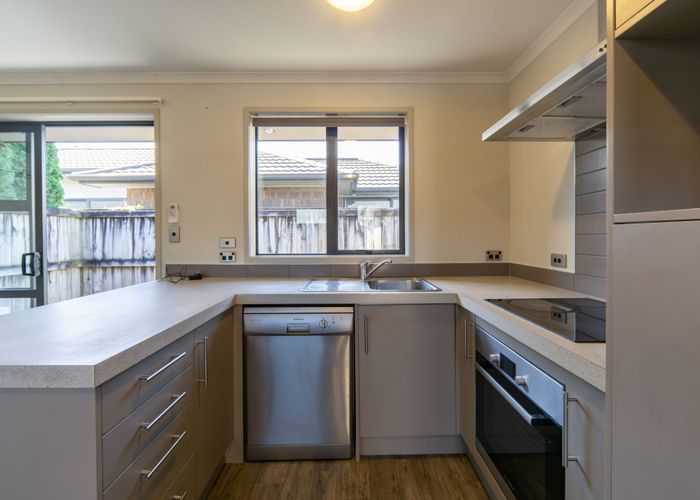  at 5/102 Old Farm Road, Hamilton East, Hamilton, Waikato