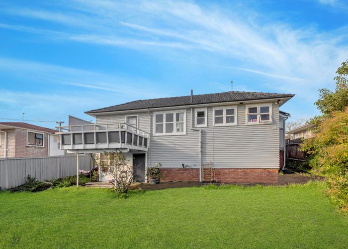  at 14 Roseville Street, New Windsor, Auckland City, Auckland