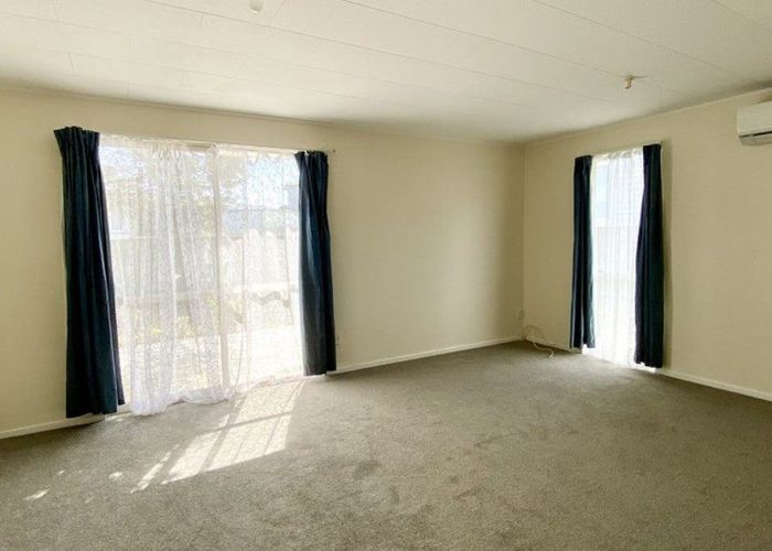  at 26A Roberts Road, Te Atatu South, Waitakere City, Auckland