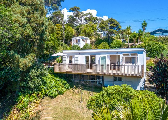  at 31 Victoria Road South, Onetangi, Waiheke Island, Auckland