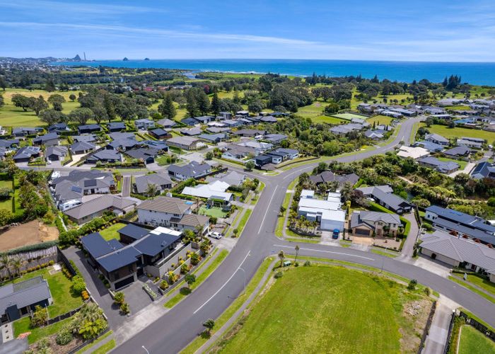  at 2 Vardon Way, Waiwhakaiho, New Plymouth, Taranaki