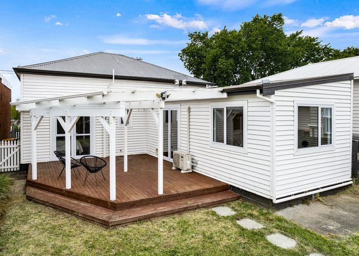  at 272 Oxford Street, South Dunedin, Dunedin, Otago