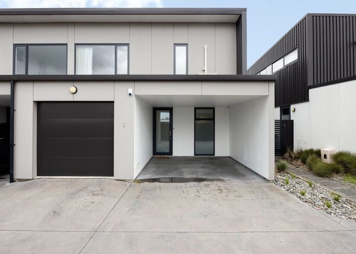  at 2/100 East Street, Enderley, Hamilton, Waikato