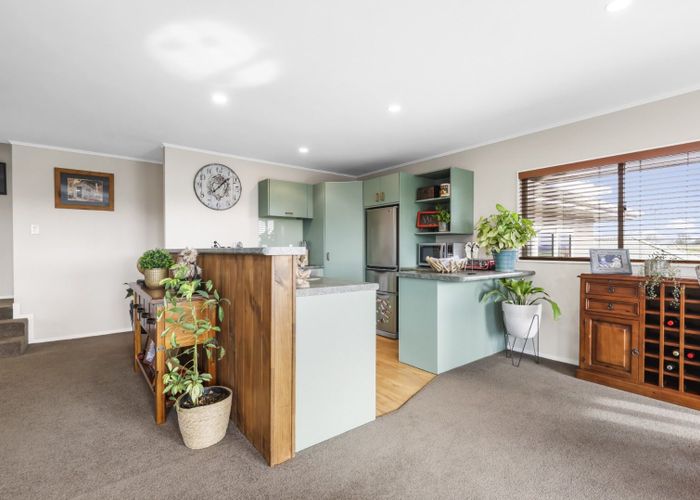  at 40 Greenfield Drive, Western Heights, Hamilton, Waikato