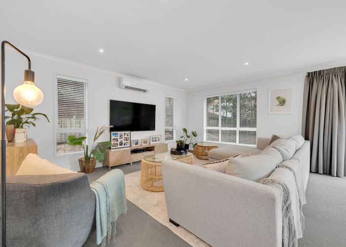  at 12A Bacot Place, Howick, Auckland