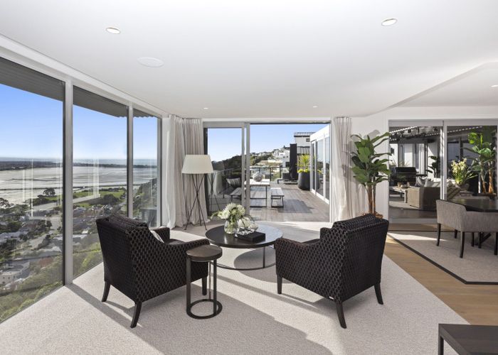  at 15 Omeo Crescent, Redcliffs, Christchurch City, Canterbury