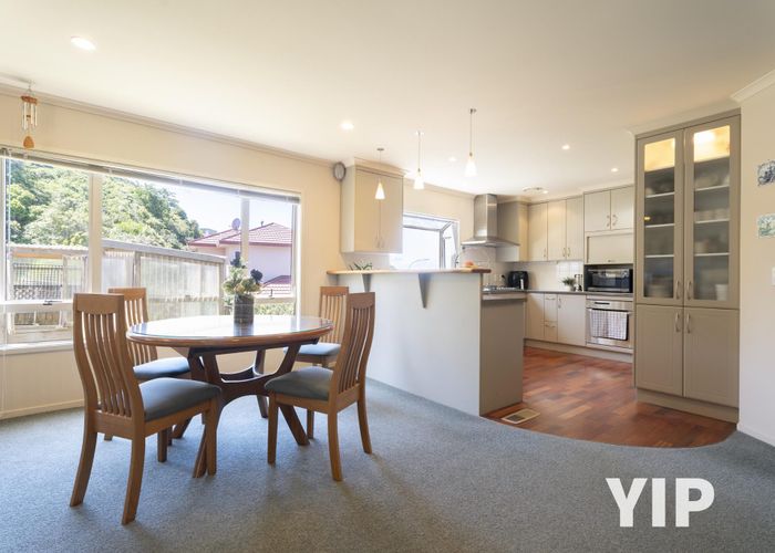  at 16 Domett Street, Newlands, Wellington