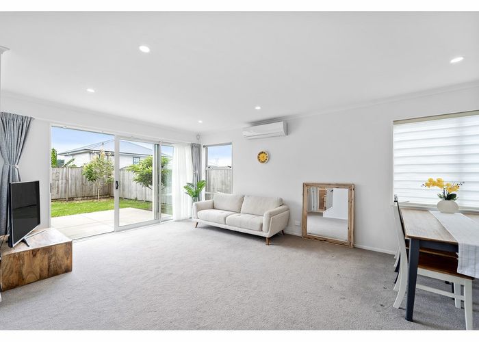  at 29 Mettam Drive, Swanson, Auckland