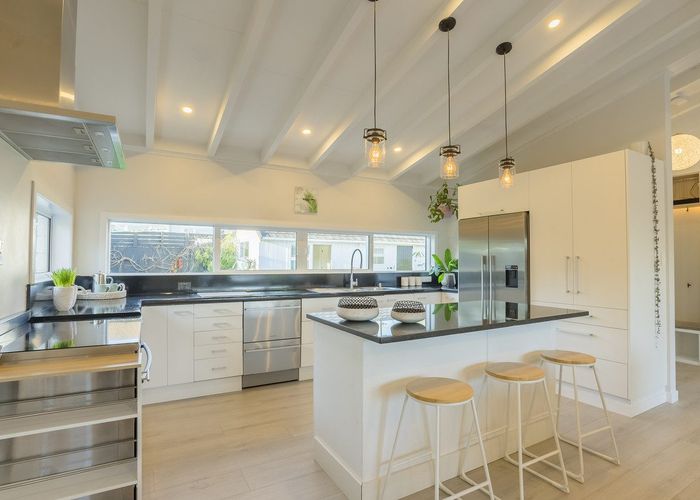  at 301 Te Moana Road, Waikanae, Waikanae