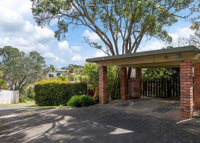  at 9 Castleton Drive, Mellons Bay, Manukau City, Auckland