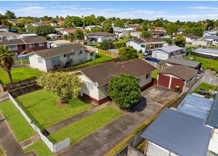  at 303 Roscommon road, Clendon Park, Manukau City, Auckland
