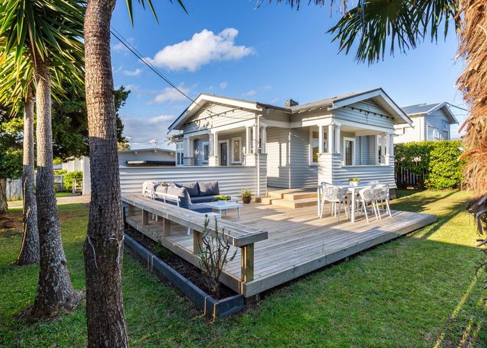  at 1 Park Avenue, Birkenhead, Auckland