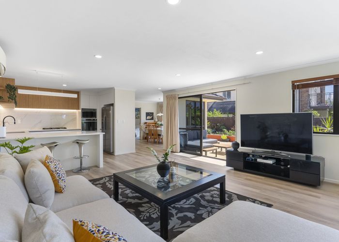  at 35 Waimanu Bay Drive, Te Atatu Peninsula, Waitakere City, Auckland