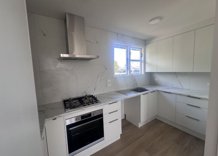  at 42  Spencer Street, Cambridge, Waipa, Waikato