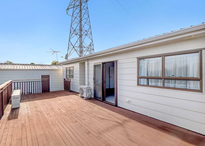  at 2/50 Panorama Road, Mount Wellington, Auckland City, Auckland