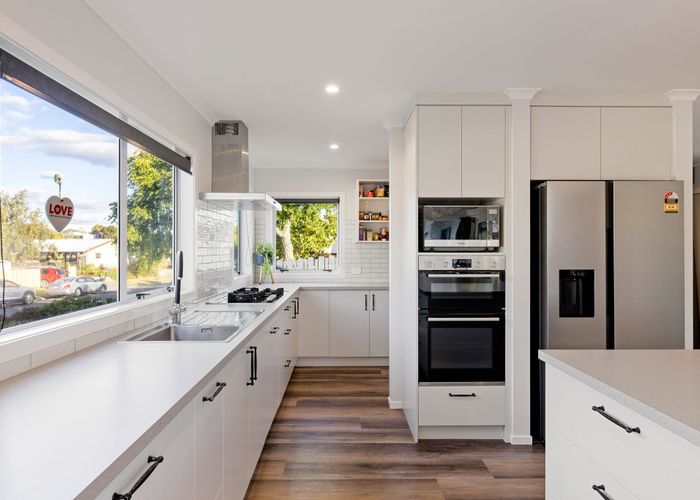  at 17 Taksan Place, Pukete, Hamilton