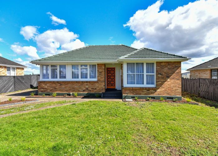  at 10 Te Puea Avenue, Meremere