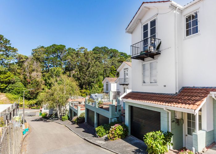  at 6 Kilmister Avenue, Thorndon, Wellington