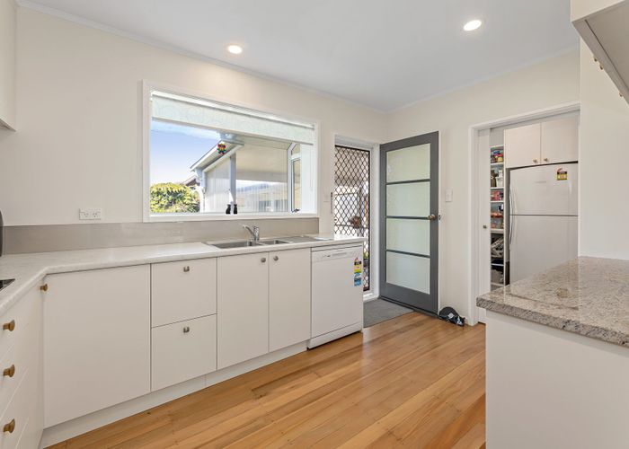  at 3 Riley Crescent, Redwoodtown, Blenheim