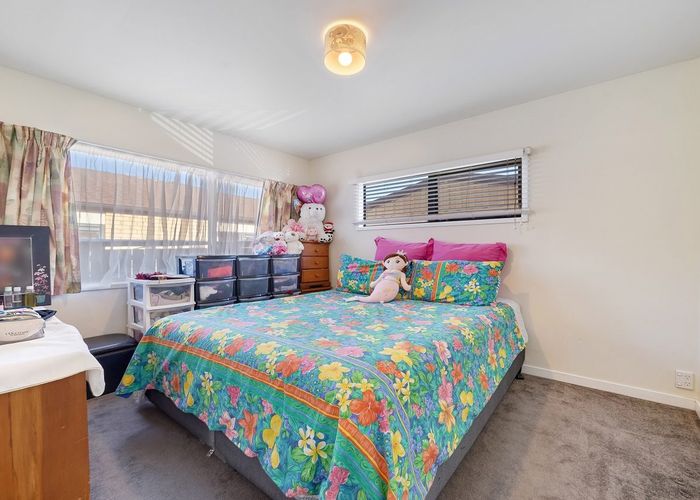  at 17a Tennessee Avenue, Mangere East, Manukau City, Auckland