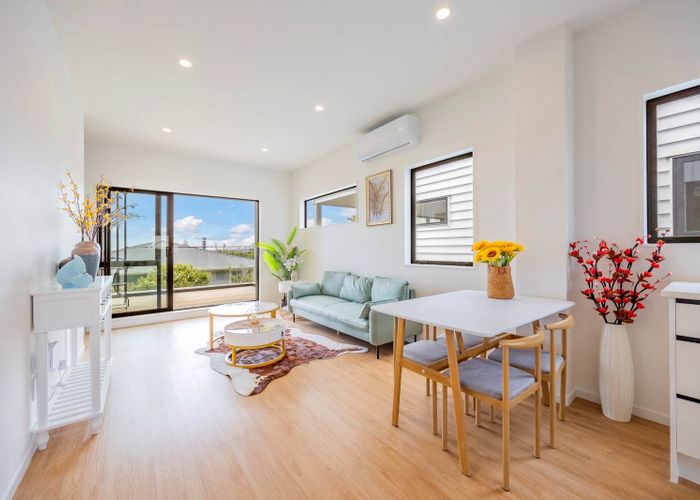  at 8/3 Milich Terrace, Te Atatu South, Waitakere City, Auckland