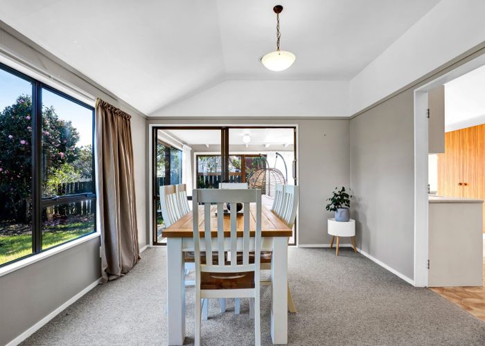  at 102 Barrett Road, Whalers Gate, New Plymouth