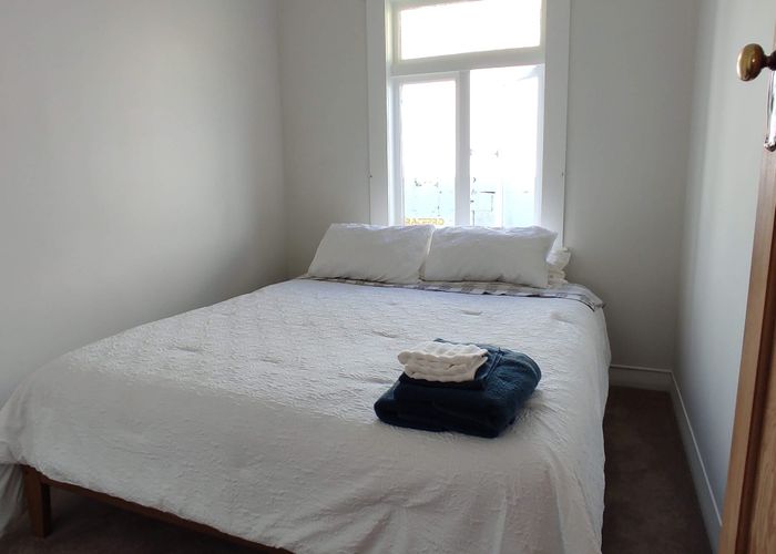  at 1 Adam Street, Greenlane, Auckland