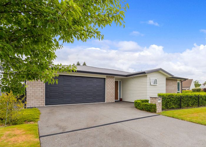  at 2 Bastille Court, Rangatira Park, Taupo