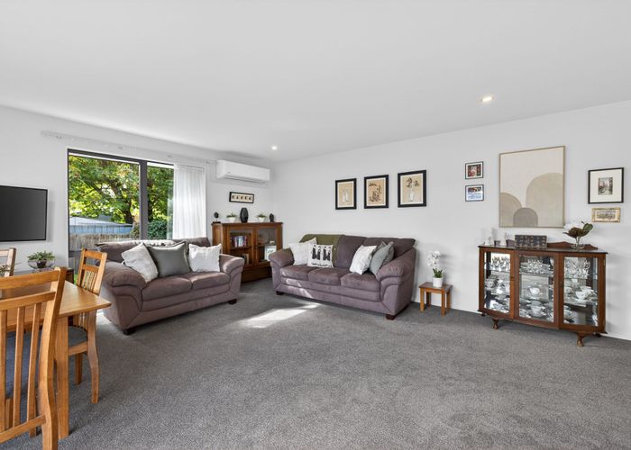  at 2/110 Hills Road, Edgeware, Christchurch City, Canterbury