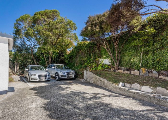  at 9 Rosehaugh Avenue, Karori, Wellington